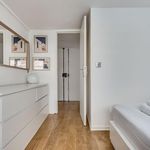 Rent 1 bedroom apartment of 500 m² in Paris