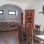 Rent 5 bedroom apartment of 100 m² in Rocca di Mezzo