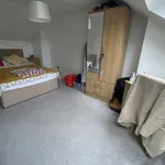 Rent 4 bedroom flat in East Midlands