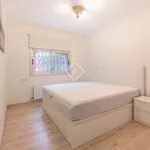 Rent 2 bedroom apartment of 89 m² in Barcelona