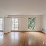 Appartement de 73 m² avec 3 chambre(s) en location à Paris