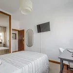 Rent a room of 125 m² in madrid