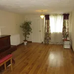 Rent 4 bedroom apartment in Dacorum