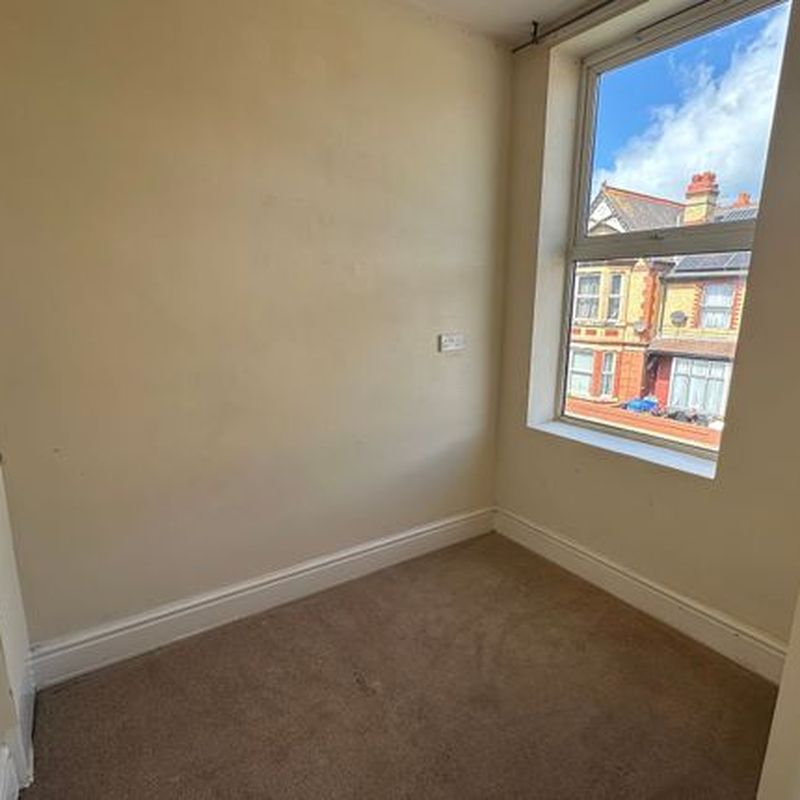 End terrace house to rent in Wellington Road, Rhyl LL18