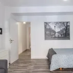 Rent 5 bedroom apartment in Valencia