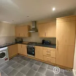 Rent 3 bedroom flat in Edinburgh