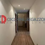 Rent 5 bedroom apartment of 147 m² in Milano