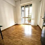 Rent 5 bedroom apartment of 210 m² in Milan