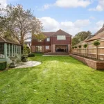 Rent 5 bedroom house in South East England