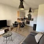 Appartement de 38 m² avec 2 chambre(s) en location à Hyères