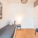 Rent a room in lisbon