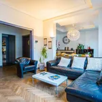 Rent a room of 140 m² in brussels