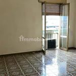 Rent 3 bedroom apartment of 90 m² in Naples