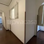 Affitto 3 camera appartamento di 130 m² in Taranto