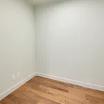 Appartement de 1689 m² avec 3 chambre(s) en location à Edmonton