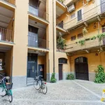 Rent 2 bedroom apartment of 60 m² in Milano