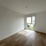 Rent 3 bedroom apartment of 63 m² in Laval