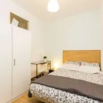 Rent a room of 140 m² in madrid