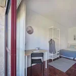 Rent a room in lisbon