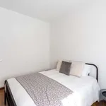 Rent a room of 99 m² in madrid