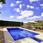 Rent 4 bedroom house of 800 m² in Marbella