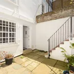 Rent 2 bedroom apartment of 88 m² in London