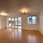 Rent 3 bedroom apartment in South East England