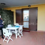 Affitto 2 camera appartamento di 53 m² in Sirmione