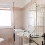 Rent 5 bedroom apartment in Rome