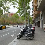 Rent a room of 153 m² in Barcelona