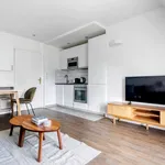 Rent 2 bedroom apartment of 34 m² in Paris