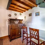 Rent 1 bedroom apartment of 59 m² in Florence