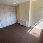 Rent 2 bedroom apartment in Yorkshire And The Humber