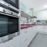 Rent 4 bedroom apartment of 119 m² in Madrid