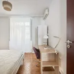 Rent a room in lisbon