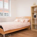 Rent 3 bedroom flat in Leicester