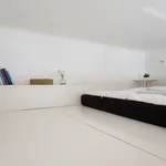 Rent 1 bedroom apartment of 21 m² in Prague