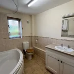 Rent 4 bedroom house in East Midlands