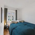 Rent 5 bedroom apartment of 76 m² in Berlin