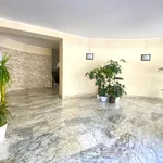 Rent 7 bedroom house of 140 m² in Roma