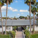 Rent 2 bedroom apartment in Bakersfield