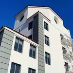 Rent 1 bedroom apartment of 63 m² in Long Beach