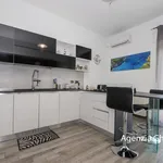 Rent 6 bedroom apartment of 110 m² in Genoa