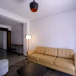 Rent 4 bedroom apartment of 120 m² in valencia