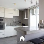 Rent 1 bedroom apartment of 54 m² in Marseille