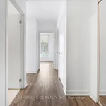 Appartement de 796 m² avec 5 chambre(s) en location à Toronto