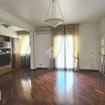 Rent 3 bedroom apartment of 98 m² in Palermo