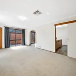 Rent 3 bedroom apartment in Calwell