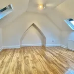 Rent 3 bedroom flat in Wales