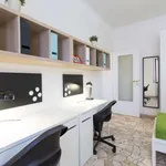 Rent a room in milan